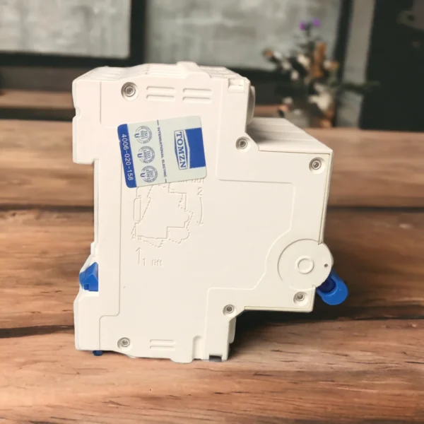 Tomzn 3Phase 4Pole AC 230/400V Circuit breaker 63A / 125A - Image 4